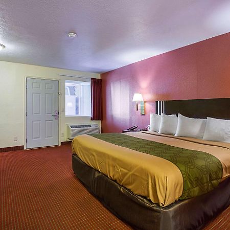 Econo Lodge Hurricane Zion Park Area Экстерьер фото