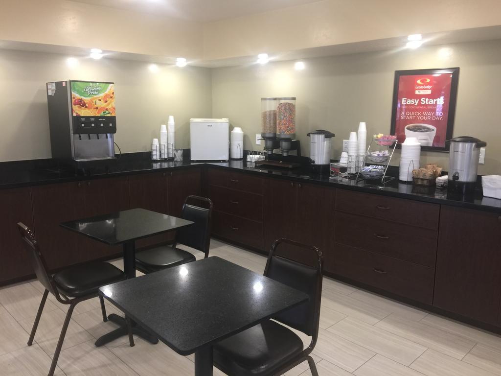 Econo Lodge Hurricane Zion Park Area Экстерьер фото