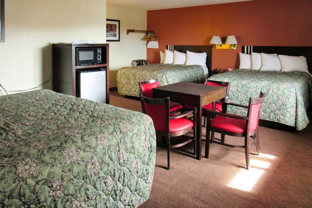 Econo Lodge Hurricane Zion Park Area Экстерьер фото