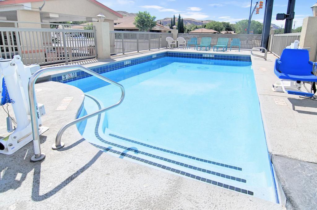 Econo Lodge Hurricane Zion Park Area Экстерьер фото