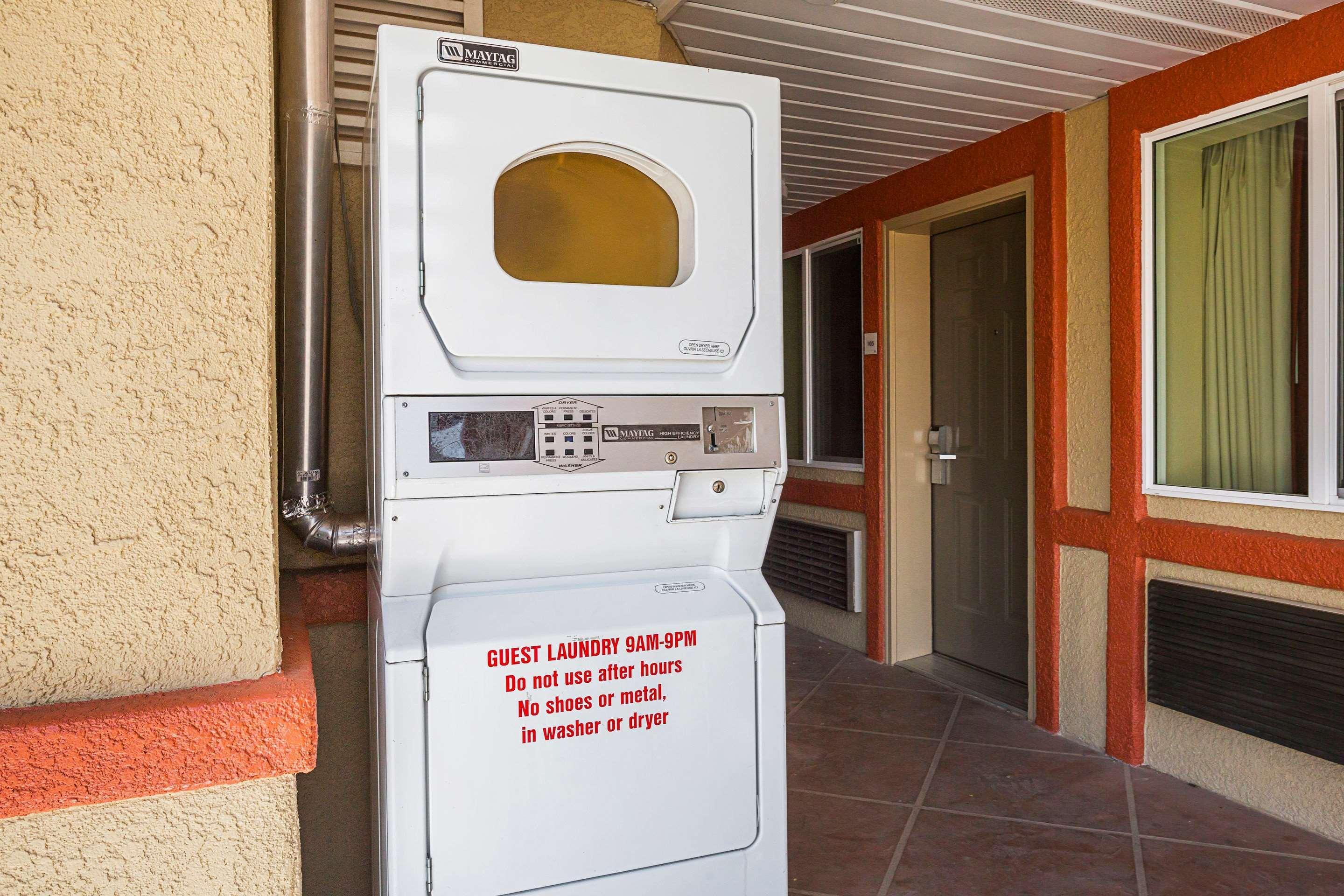 Econo Lodge Hurricane Zion Park Area Экстерьер фото